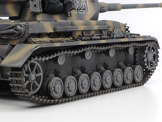 Сборная модель 1/35 Panzerkampfwagen IV Ausf G. и мотоцикл восточный фронт Tamiya 25209
