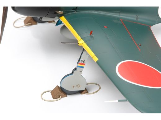 Збірна модель 1/48 літака Mitsubishi A6M5/5a Zero Fighter (Zeke) Tamiya 61103
