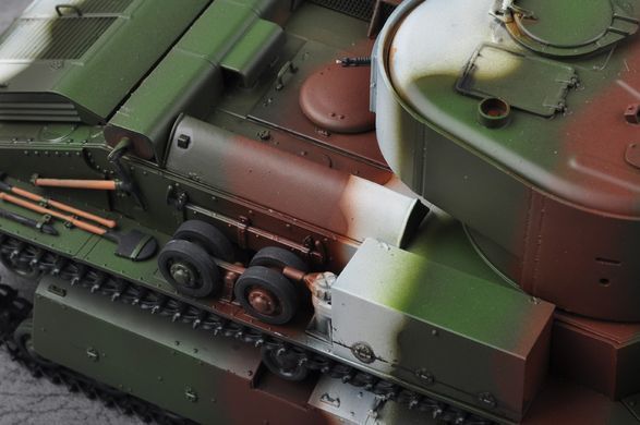 Збірна модель 1:35 радянський середній танк T‑28 Hobby Boss 83854