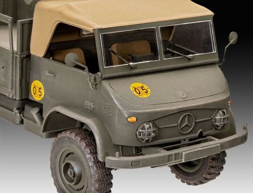 Збірна модель 1/35 вантажний автомобіль Unimog S 404 Revell 03348