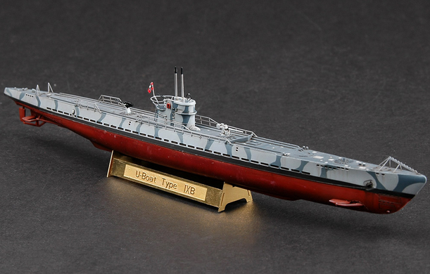 Збірна модель 1/350 підводний човен DKM Type IX-B U-Boat HobbyBoss 83507