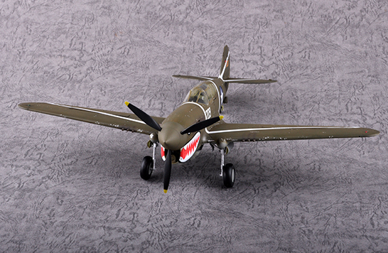 Сборная модель самолет 1/32 P-40F War Hawk Trumpeter 03227
