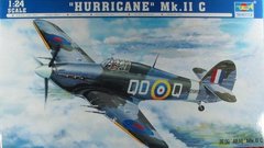 Сборная модель 1/24 винтовой самолет Hurricane Mk.II C Trumpeter 02415
