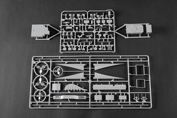 Assembly model 1:200 ship HMHS Britannic Trumpeter 03721