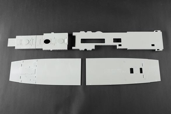 Assembly model 1:200 ship HMHS Britannic Trumpeter 03721