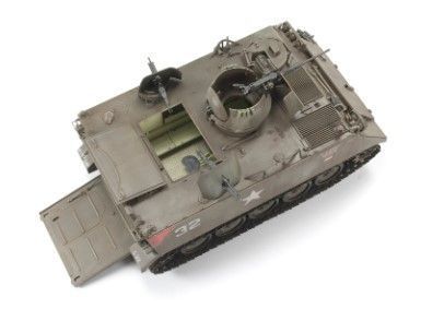 Assembly model 1:35 armored personnel carrier M113 ACAV AFV Club AF35113