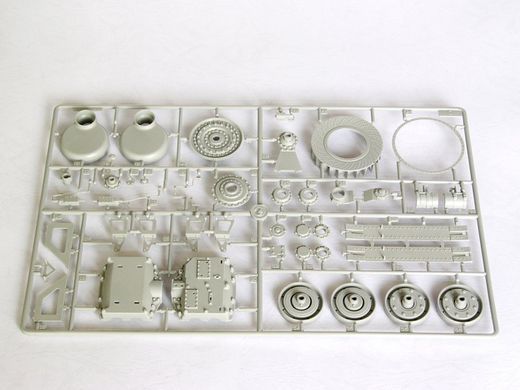 Сборная модель 1:16 танк T-34/76 Trumpeter 00903