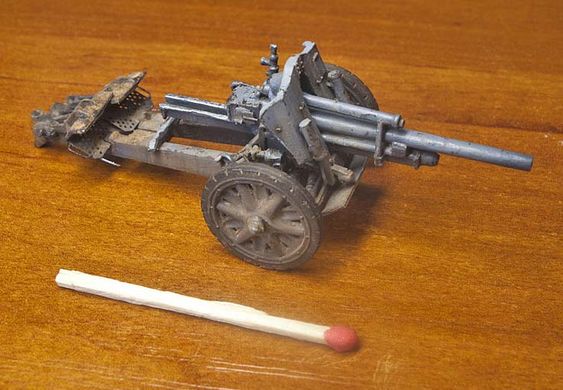 Assembled model 1/72 German field howitzer le FH18 10.5 cm Field Howitzer ACE 72216