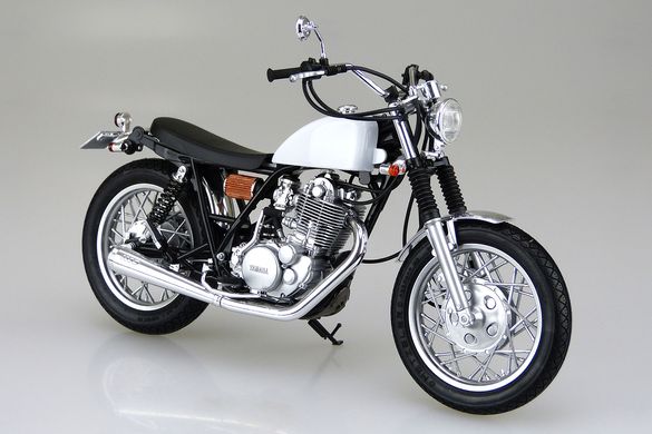 Збірна модель 1/12 мотоцикла YAMAHA SR400S with custom parts Aoshima 05166