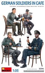 Фігури 1/35 німецькі солдати в кафе MiniArt 35396