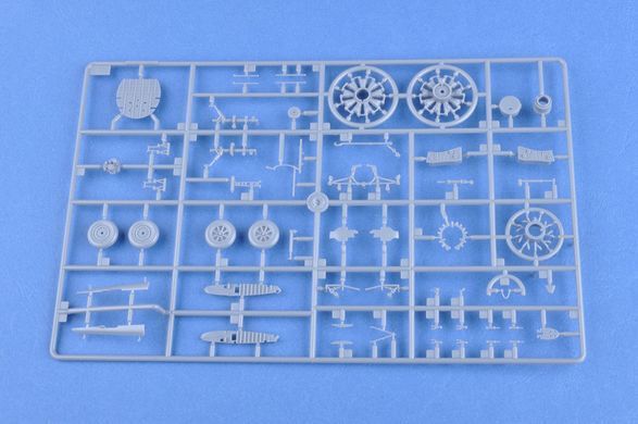 Assembled model 1:48 aircraft F4U-7 Corsair French Navy HobbyBoss 80392
