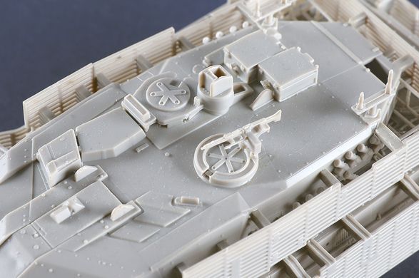 Prefab model 1/72 Canadian main battle tank Leopard 2A6M Trumpeter 07193