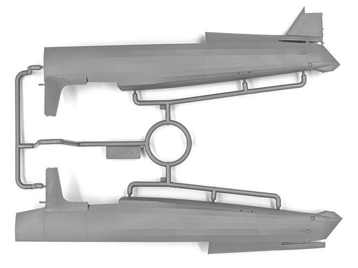 Assembled model 1/32 Stearman PT-17/N2S-3 Kaydet plane, American training plane ICM 32050
