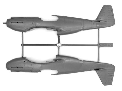 Assembled model 1/48 plane Mustang R-51D-15, American fighter of World War 2 ICM 48151
