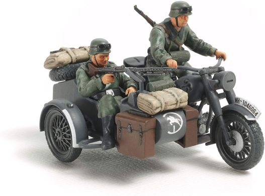 Збірна модель 1:48 німецький мотоцикл з коляскою Tamiya 32578