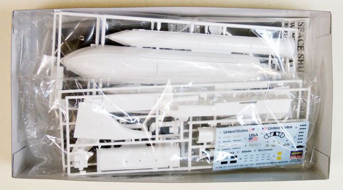 Сборная модель 1/200 Space Shuttle Orbiter w/Boosters Hasegawa 10729