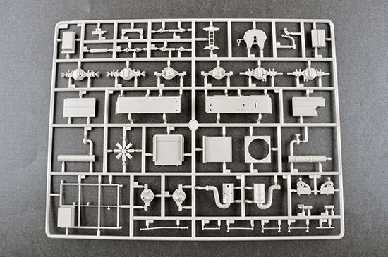 Сборная модель 1/35 тактический пожарный автомобиль M1142 Trumpeter 01067