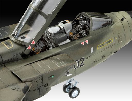 Стартовий набір 1:72 літак Model Set 50th Anniversary Tornado Revell 63801