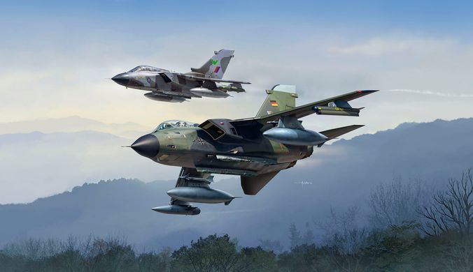 Стартовий набір 1:72 літак Model Set 50th Anniversary Tornado Revell 63801