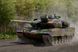 Assembly model 1:16 German Leopard 2A6 MBT tank Trumpeter 00966